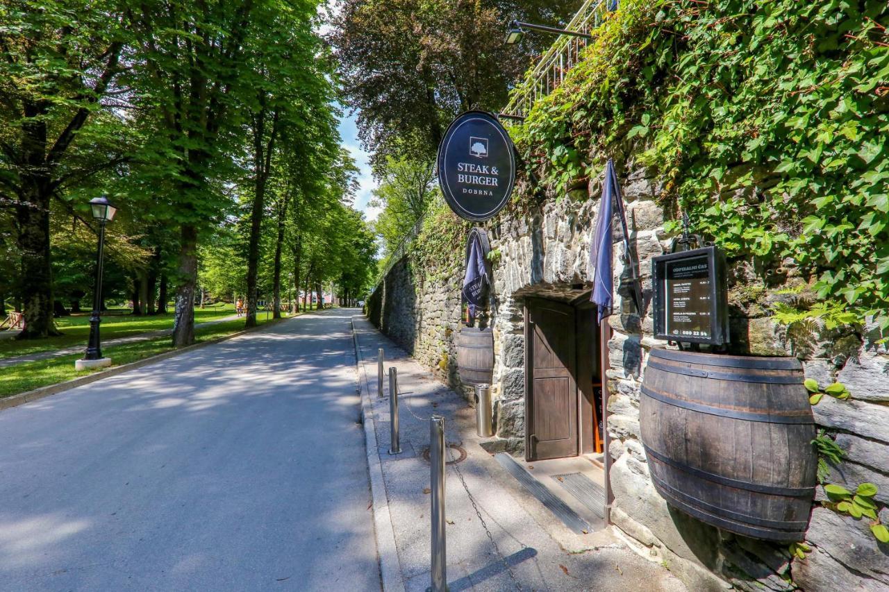 Hotel Svicarija - Terme دوبرنا المظهر الخارجي الصورة